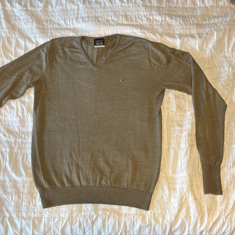 Nike Tan V-Neck Pullover Sweater Fine Knit